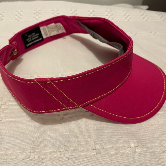 Under Armour Youth Visor Pink 15.00 - Picture 3 of 5